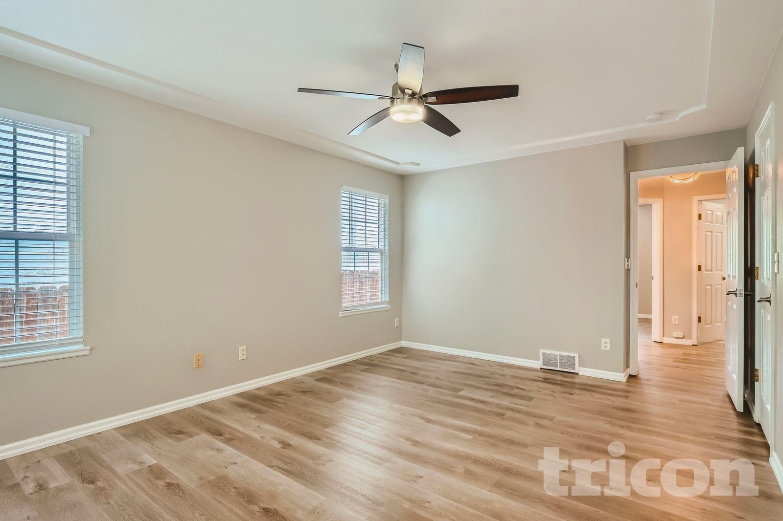 Building Photo - 5704 W 16th St Ln