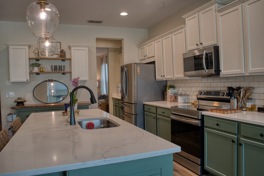 Building Photo - 12327 Eagle Swoop Pl