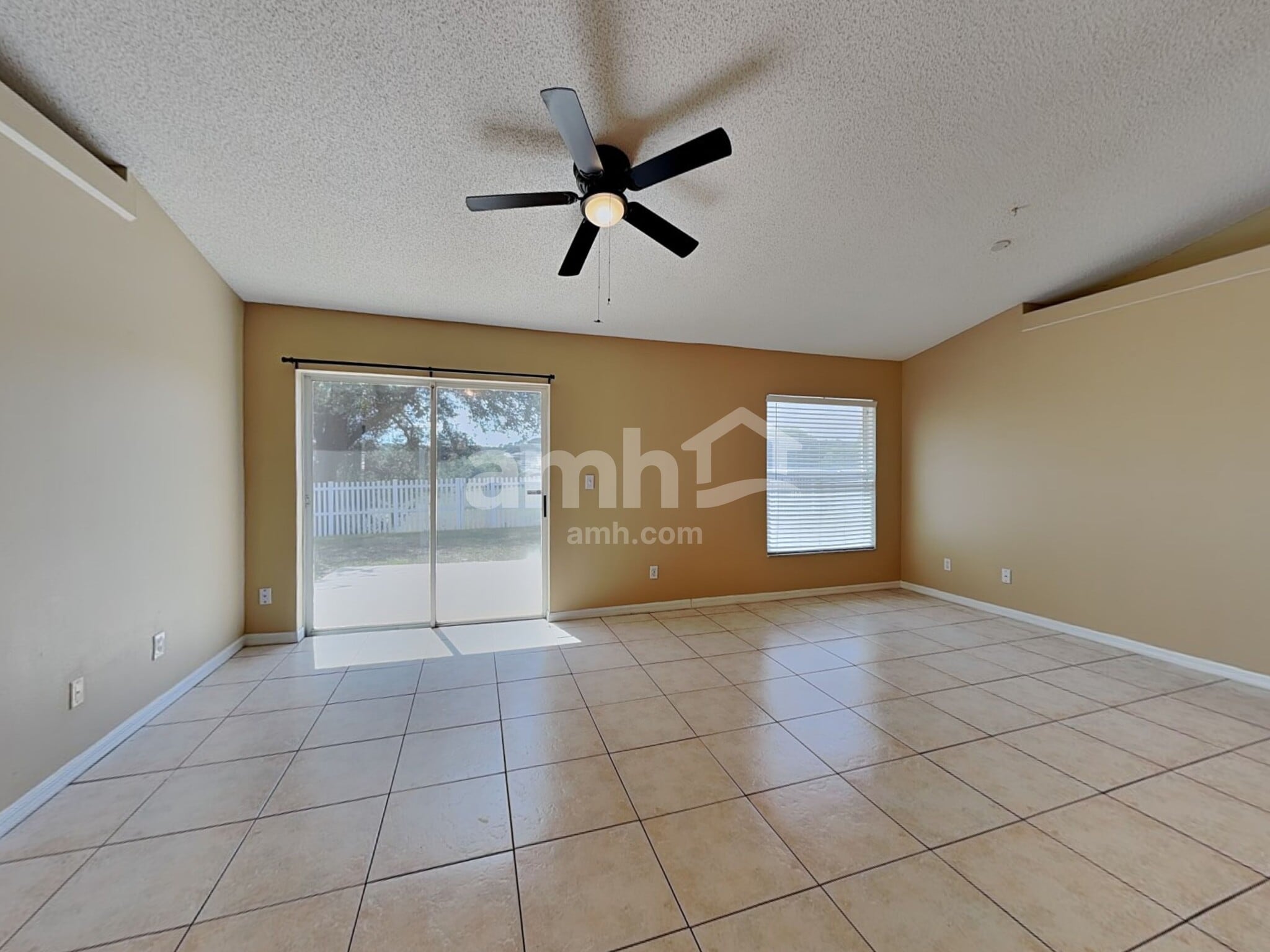 Building Photo - 11901 Windflower Ct