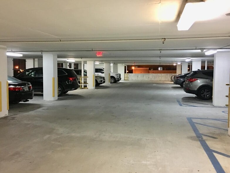 Building Photo - 4242 NW 2nd St