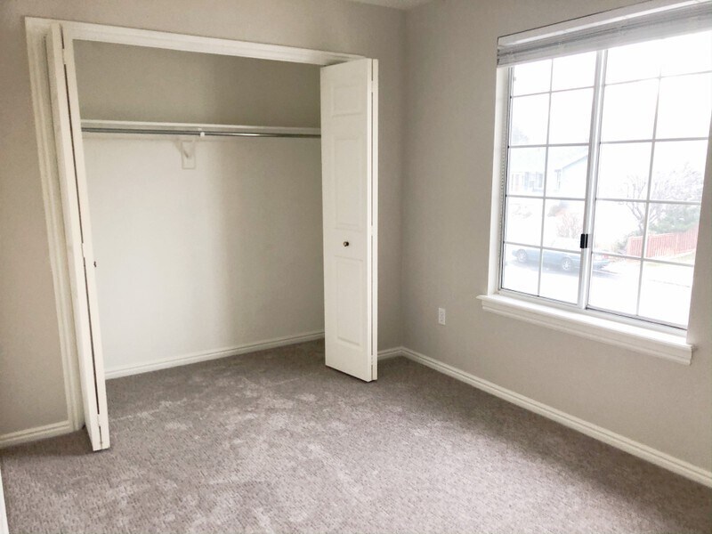 Building Photo - 106 W 1640 N