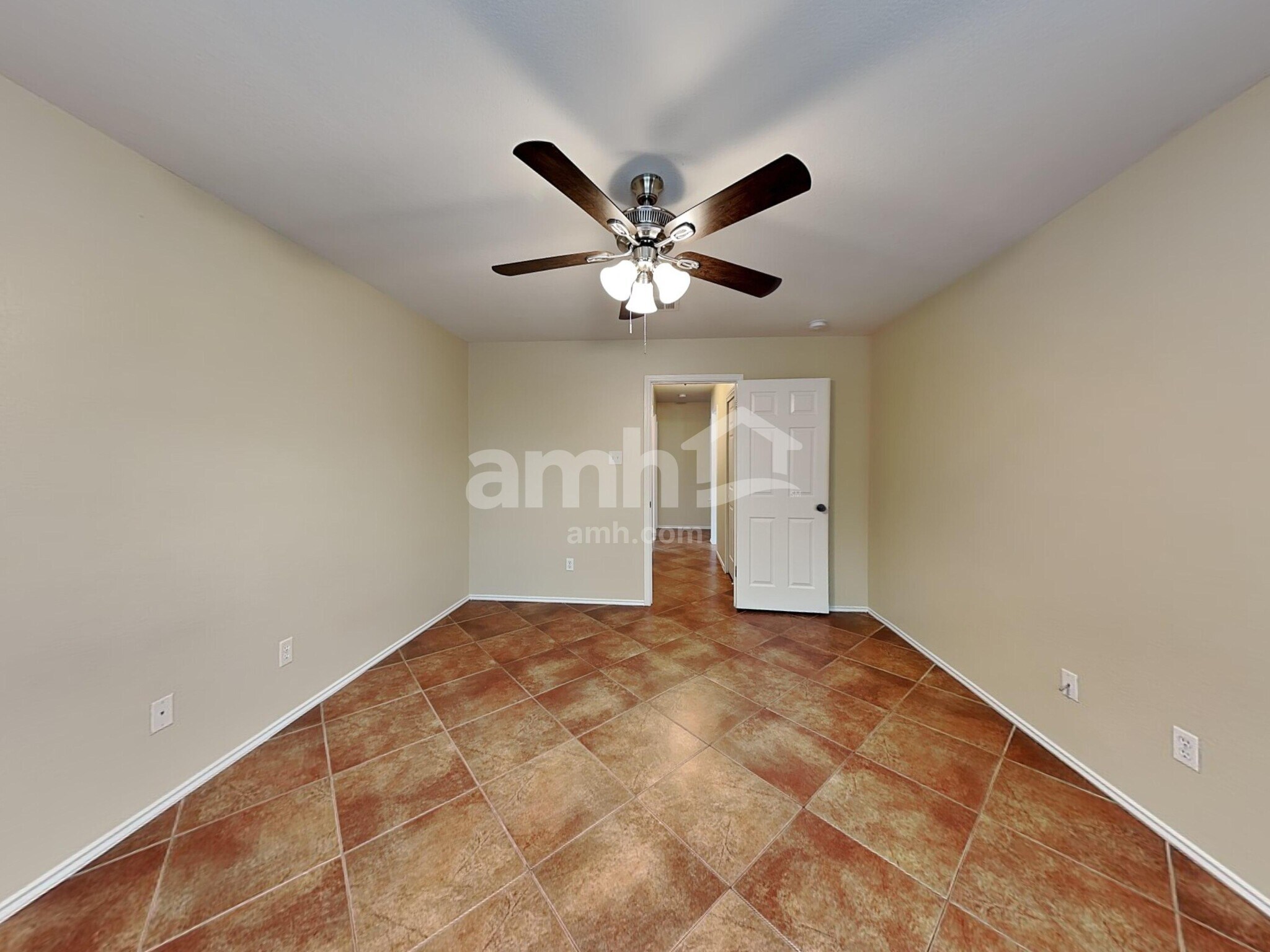 Building Photo - 216 Fall Creek Dr