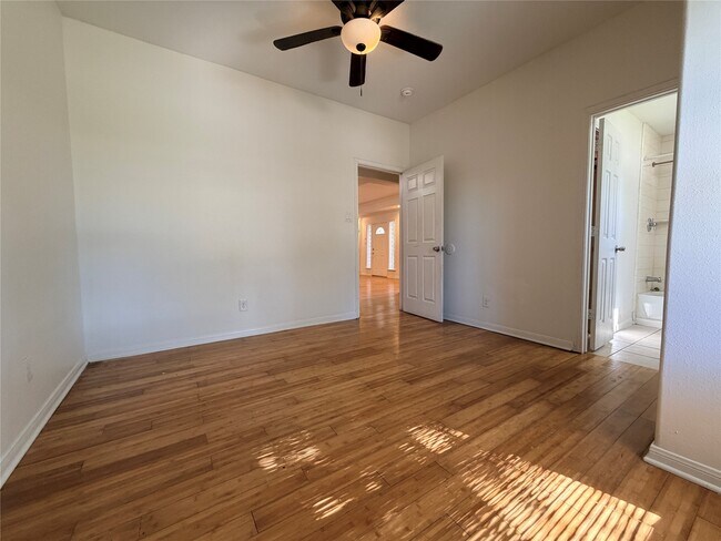 Building Photo - 12514 Safeguard St