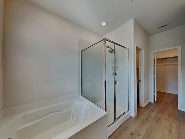 Building Photo - 2020 Saddle Way