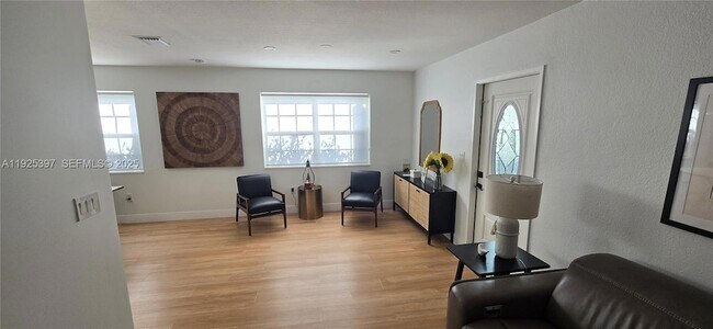 Building Photo - 20523 SW 92nd Pl