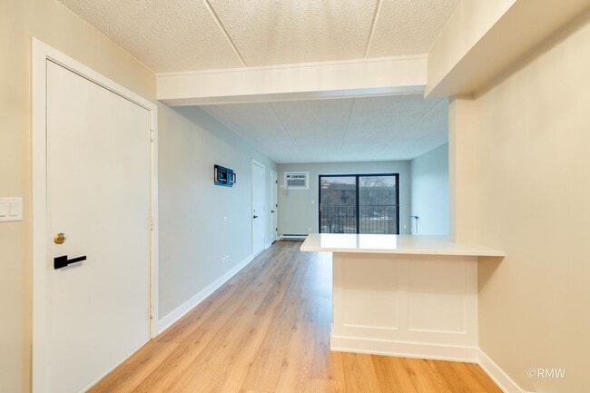 Building Photo - 724 Briar Hill Ln