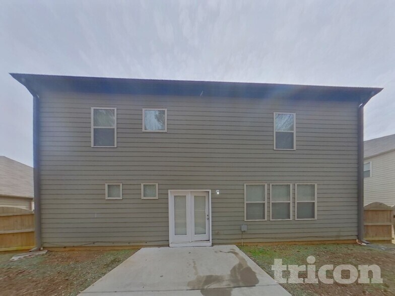 Building Photo - 5959 Wolf Creek Dr