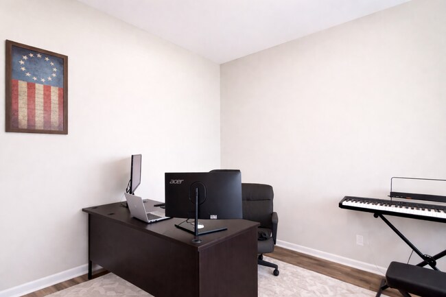 Building Photo - Open concept plan in Savannah Southside - Close to I95