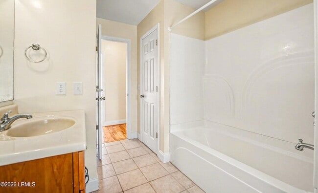 Building Photo - 1812 Dolphin Row Dr