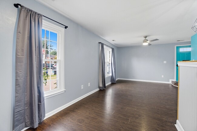Building Photo - 5106 Radcliff Cir