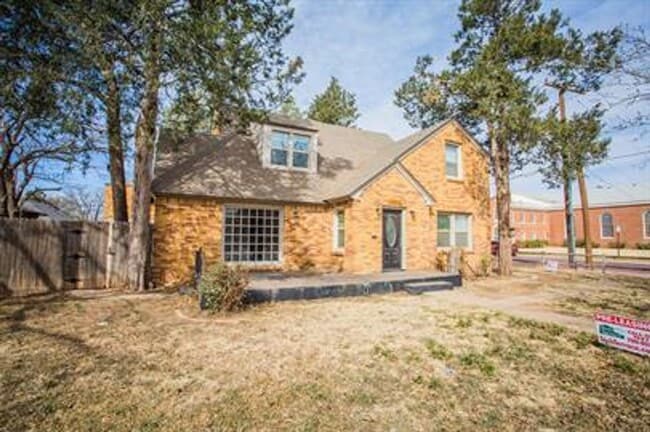 Building Photo - 1602 Avenue X