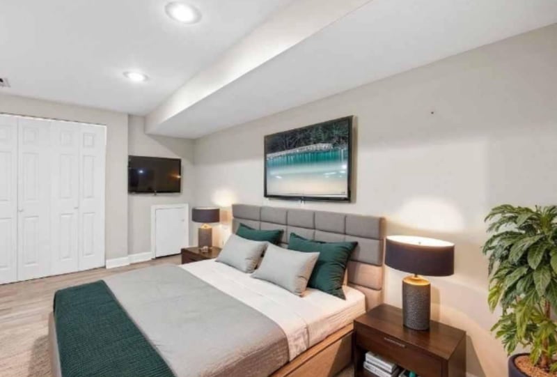 Building Photo - 3303 Foster Ave