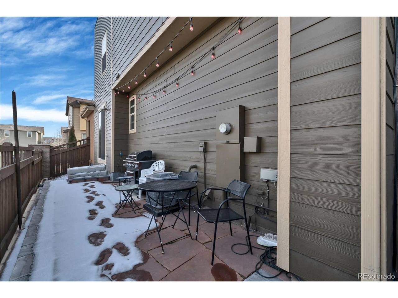 Building Photo - 513 S Vance Ct