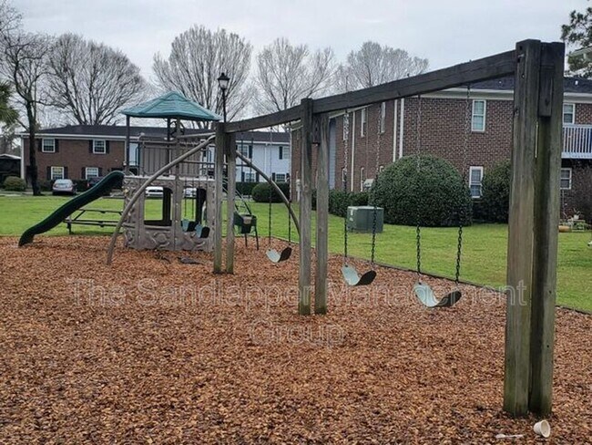 Building Photo - 21 Rivers Point Row