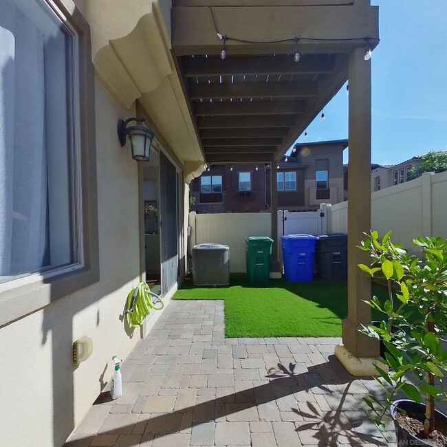 Building Photo - 3281 Vestra Way