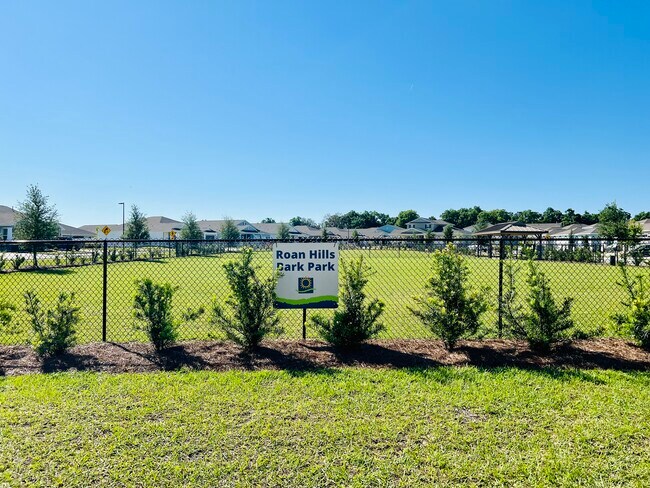 Building Photo - 5670 SW 77th Ave
