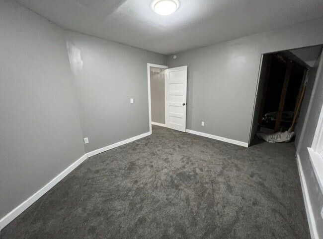 Building Photo - 6239 Concord Blvd