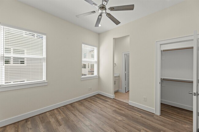 Building Photo - 1802 Napa Creek Ln