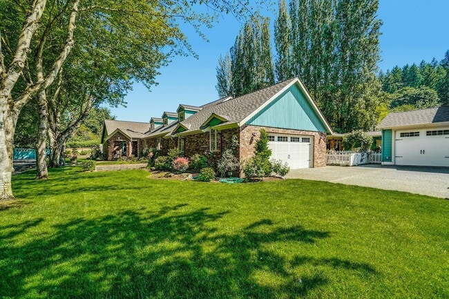 Building Photo - Luxury Estate Compound in Woodinville