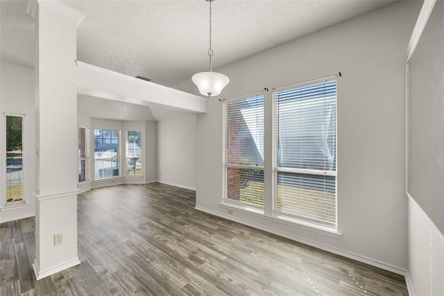 Building Photo - 1417 Warwick Dr