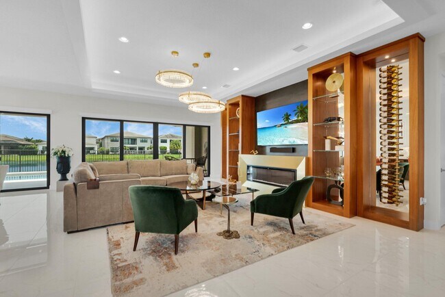 Building Photo - 17112 Aquavera Way