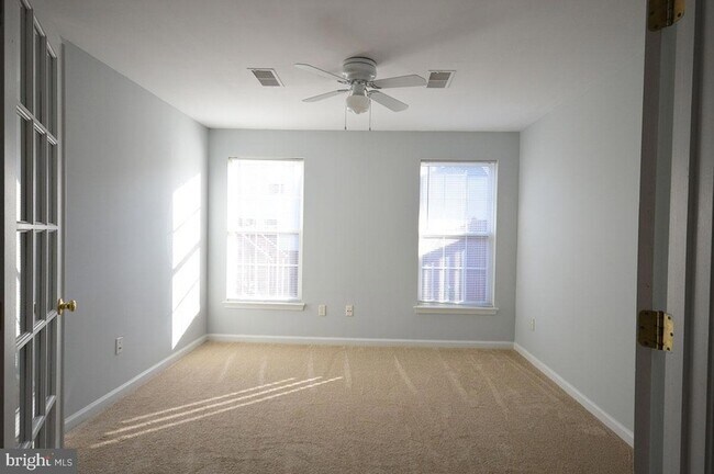 Building Photo - 106 Cagney Terrace SE