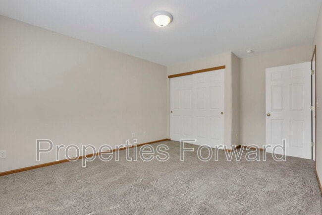 Building Photo - 4031 Elm St