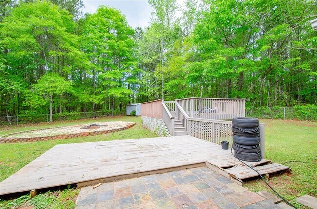 Building Photo - 238 Knob Hill Dr