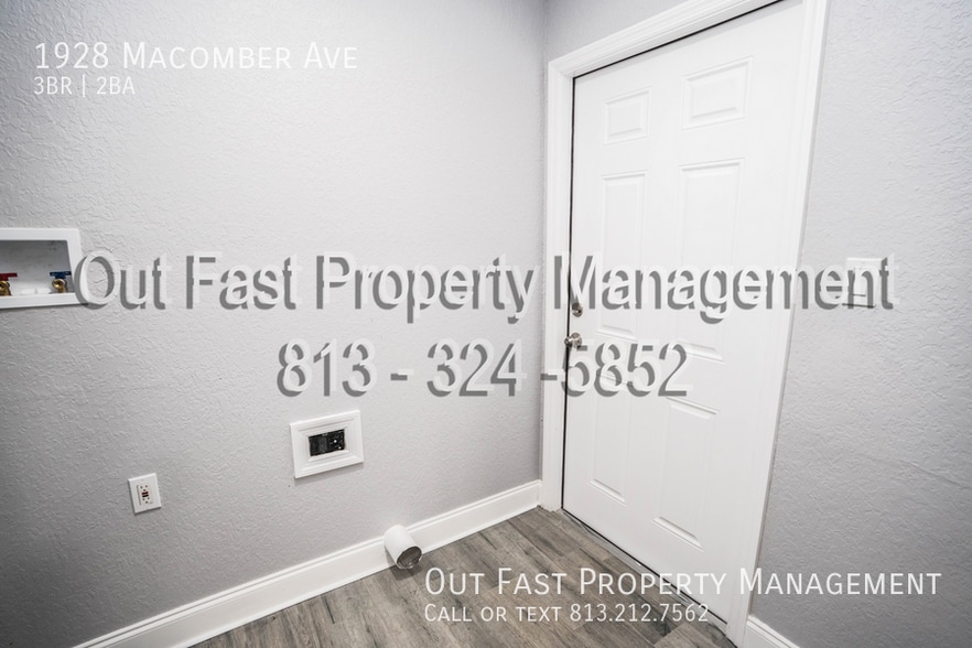 Building Photo - 1928 Macomber Ave