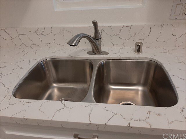 Building Photo - 1713 N Brea Blvd