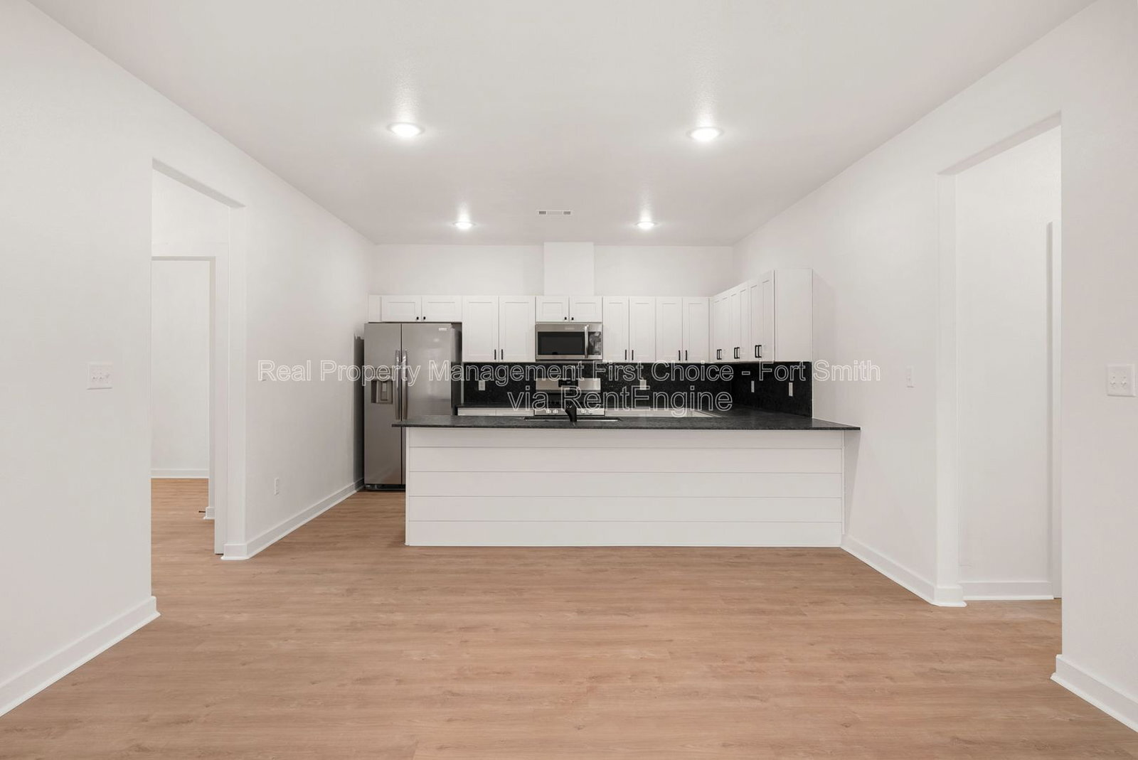 Building Photo - 8620 Cantera Dr