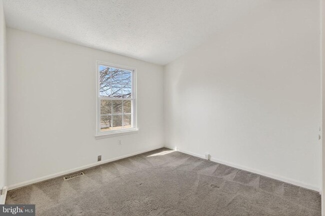 Building Photo - 6178 Morning Glory Rd