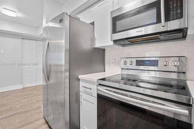 Building Photo - 15410 SW 284th St