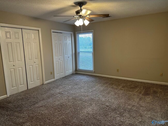 Building Photo - 300 N Oxford Cir