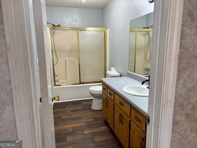 Building Photo - 223 Griffin Park Rd