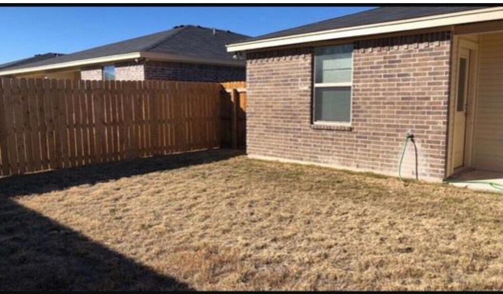 Building Photo - 1506 Golden Eagle Ct