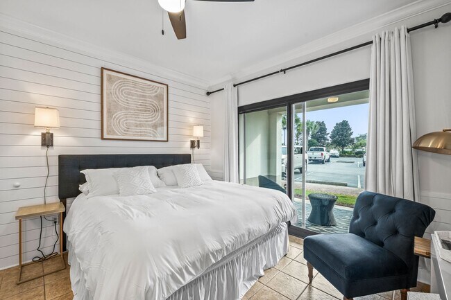 Building Photo - Available now.  Cute Furnished Studio Cond...