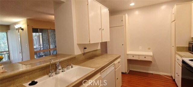 Building Photo - 6225 Canterbury Dr