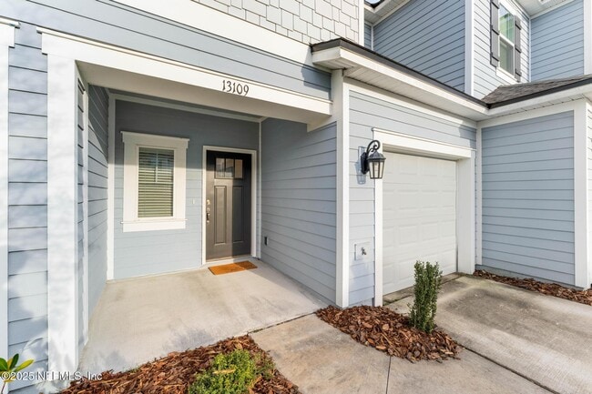 Building Photo - 13109 Annie’s Walk Dr