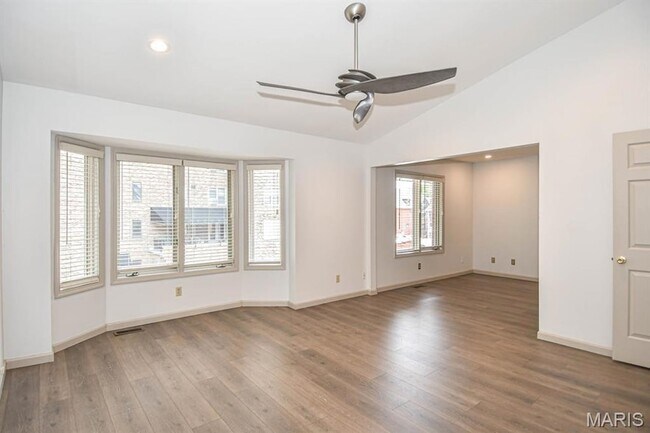 Building Photo - 4444 Lindell Blvd