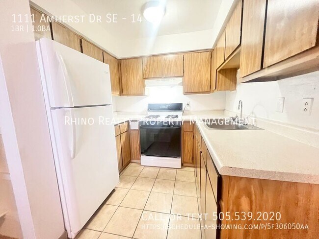 Building Photo - 1111 Amherst Dr SE