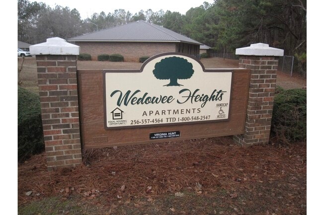 Building Photo - 125 Robin Rd