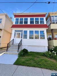 Building Photo - 22 Semel Ave