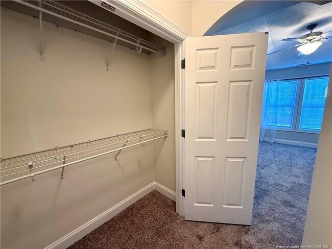 Building Photo - 309 Bulla Pl