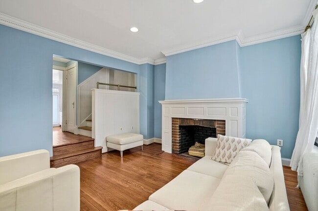 Building Photo - 5309 14th St NW