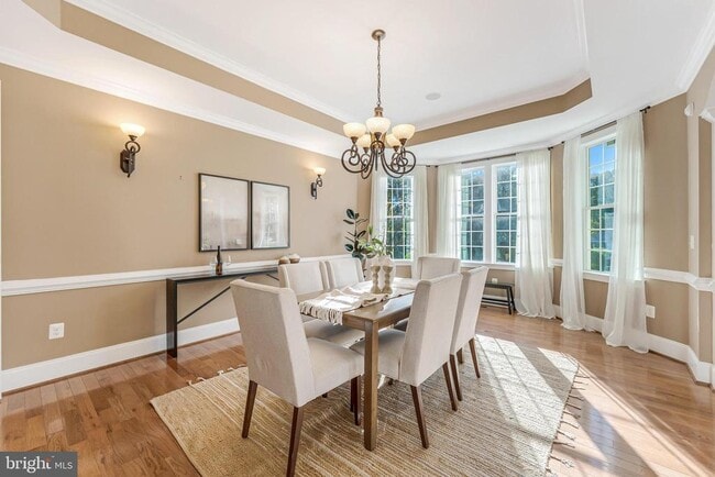 Building Photo - 829 Golden Arrow St