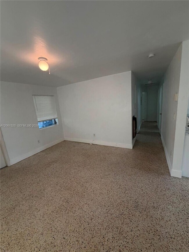 Building Photo - 11530 SW 136th St
