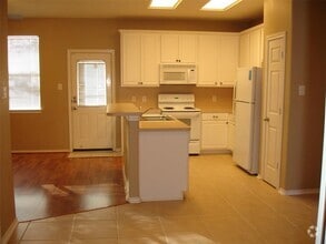 Building Photo - 11843 Keystone Spring Way