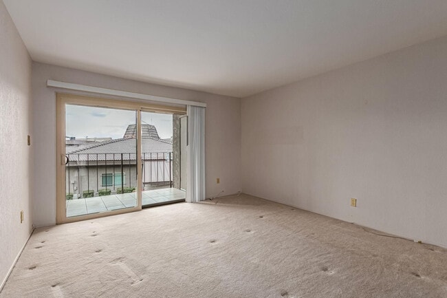 Building Photo - 7436 E Chaparral Rd