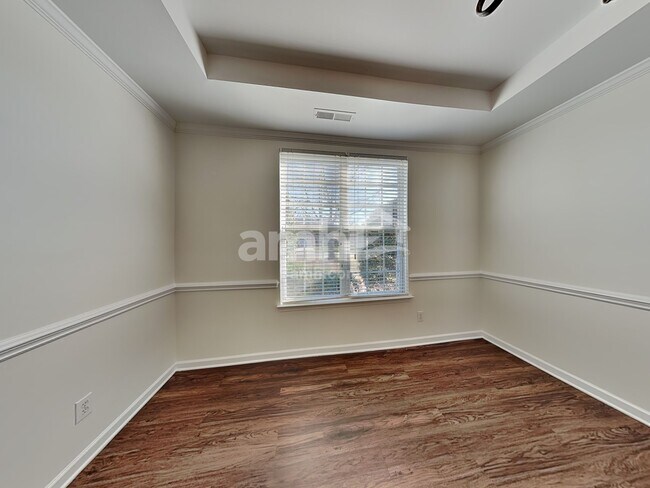 Building Photo - 4504 Sandtyn Dr